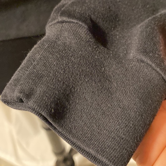 PINK VITORIA’S SECRET HOODED SWEATSHIRT SIZE S/P - Picture 5 of 9